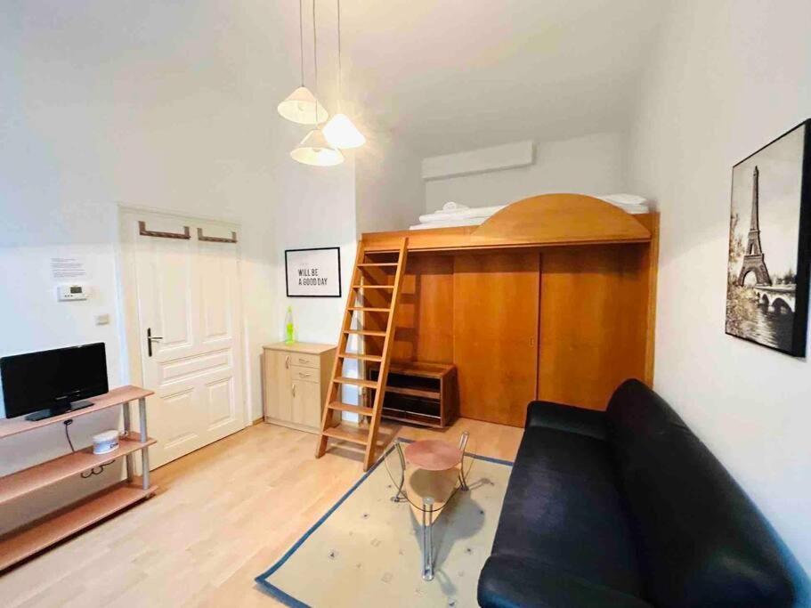 Retro Chic - Charming Apartment Near Augarten เวียนนา ภายนอก รูปภาพ