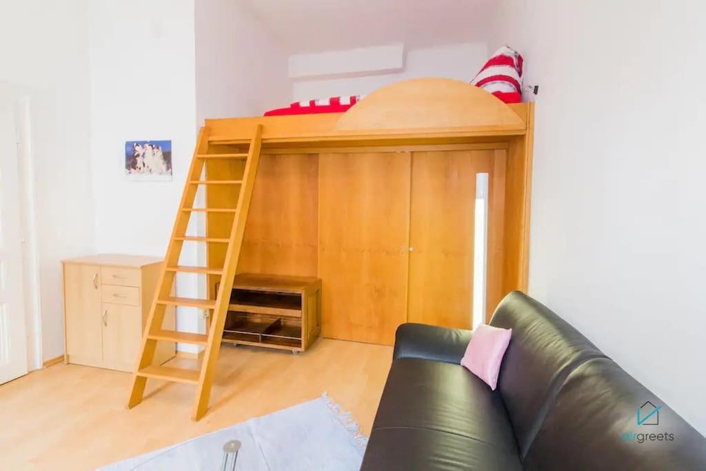 Retro Chic - Charming Apartment Near Augarten เวียนนา ภายนอก รูปภาพ
